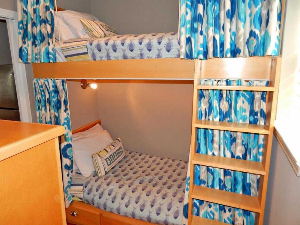 041 Fish Camp #18 Home Main image